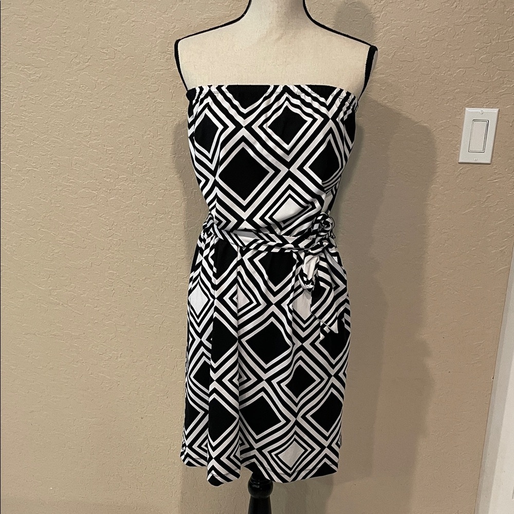 Mud Pie Black and White Strapless Dress